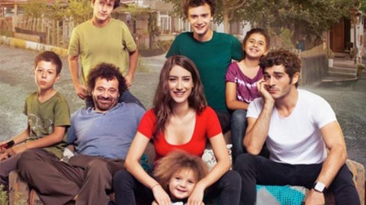 مسلسل حكايتنا 1 الموسم الأول الحلقة 17 مترجمة للعربية